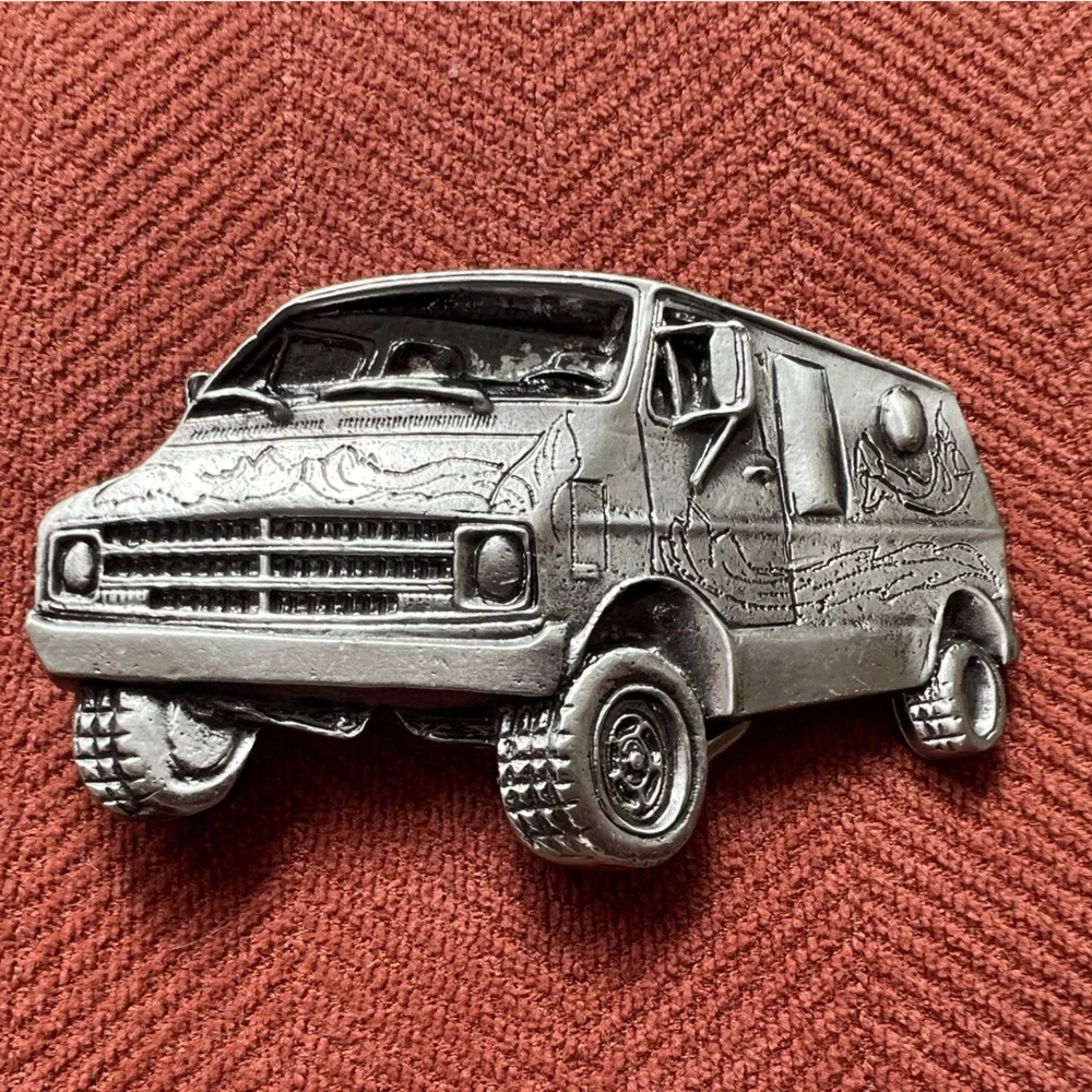 Souped up super Van Belt Buckle